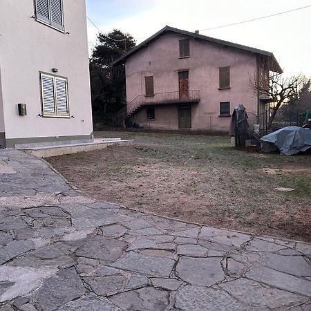Apartmán Le Camelie Del Lario Grandate Exteriér fotografie